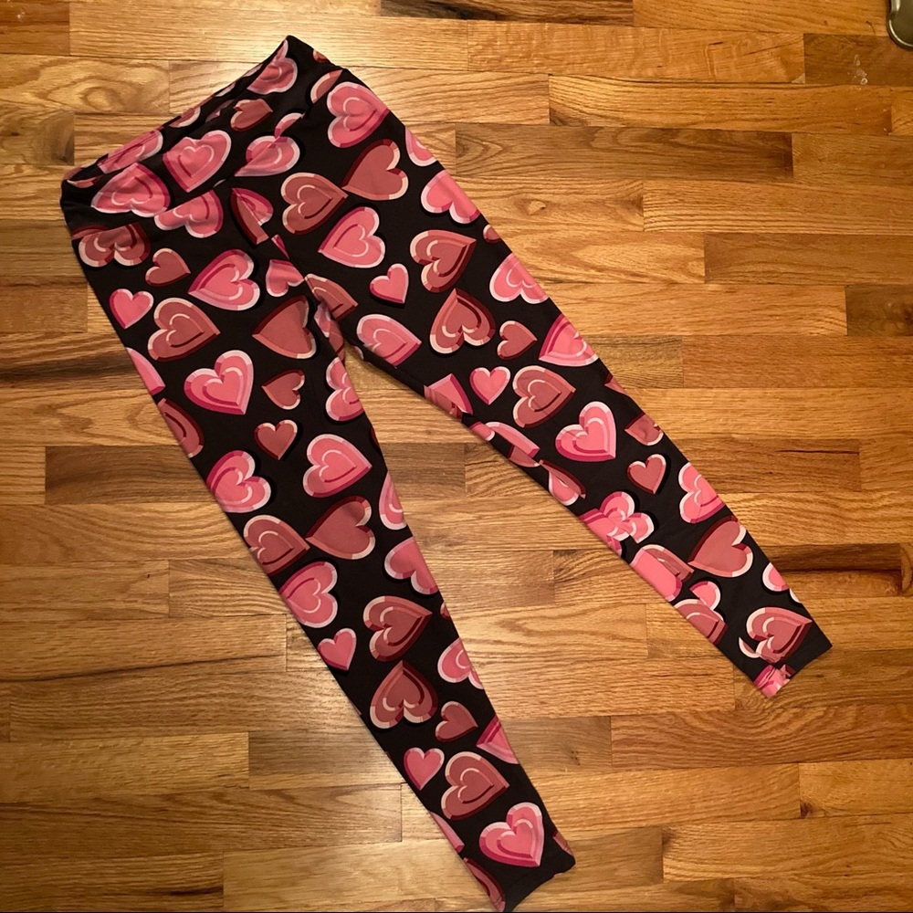 Lularoe Valentine’s Leggings One Size